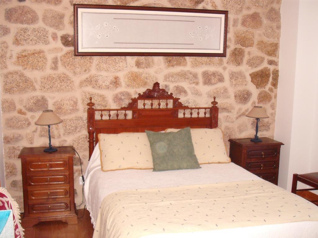 Casa Pires Mateus Guest House มอนซานโต ห้อง รูปภาพ